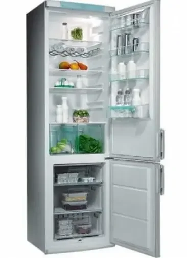 Фото для Замена пускозащитного реле холодильника