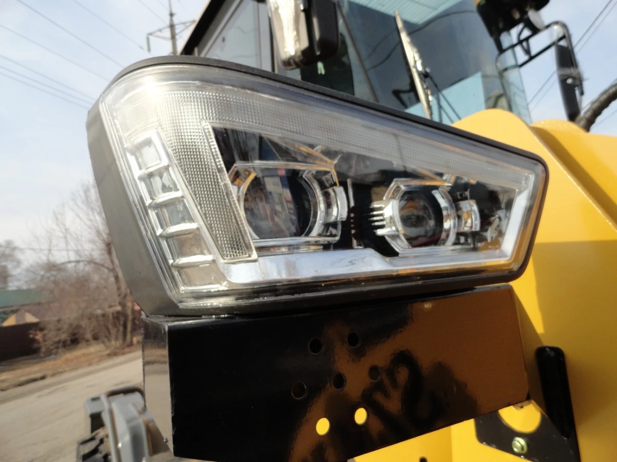 Фронтальный погрузчик SZM ZL30