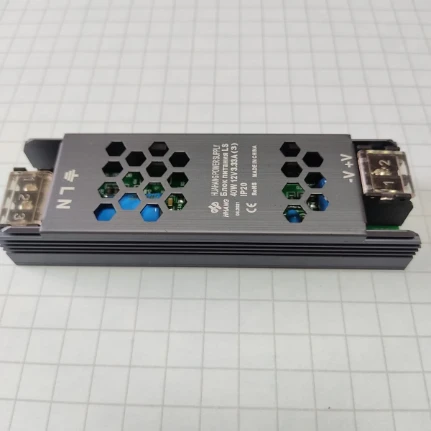 Фото для Блок питания SLIM 40W 12V 3.33A IP20 Металический корпус 12V 160/40/31 40W 3.33A