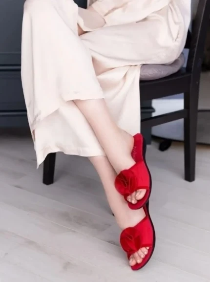 j93qnugefnjlkoj7im7tg2uc3zuu6gx6