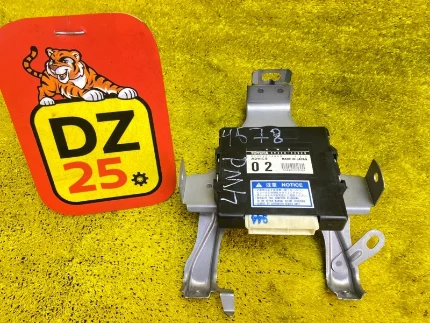 Фото для Блок управления 4wd TOYOTA ISIS ZGM15G/ZGM15W/ZGM15 2ZRFAE 2010/Цвет 1F7 перед. (б/у)
