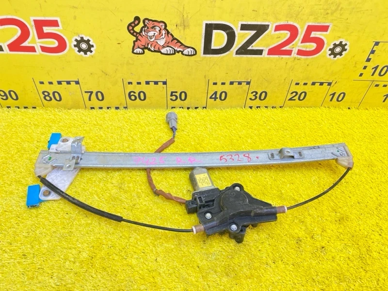 Фото для Стеклоподъемник INFINITI QX56 JA60 VK56DE 2005/Цвет Q11 задн. прав. (б/у)