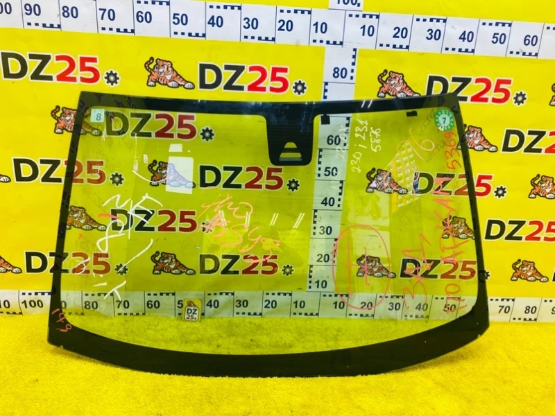 Фото для Лобовое стекло TOYOTA PASSO M700A 1KRFE 2016/Цвет XE3 перед. (б/у)