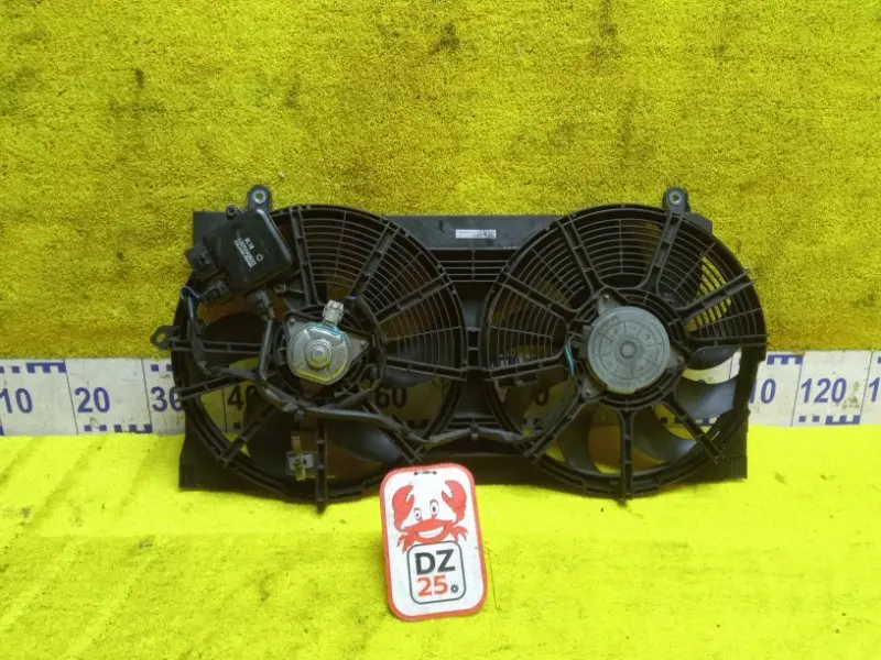 Вентилятор охлаждения радиатора Nissan Leaf AZE0/ZE1 EM57 2013/Цвет QAB перед.