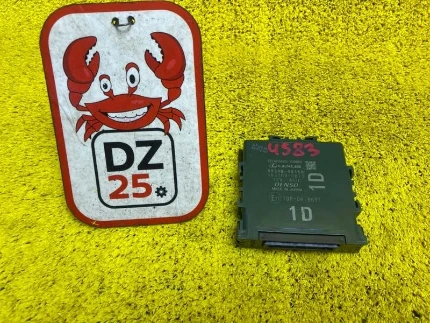 Фото для Блок управления парковкой LEXUS RX300/RX450H/RX450HL/RX350/RX350L/RX200T (б/у)