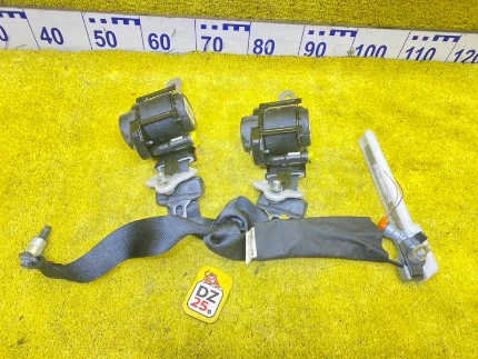 Фото для Ремень безопасности ПАРА ПЕРЕД NISSAN SERENA GFC27/GC27/C27/GFNC27/GNC27/HFC27/HC27 MR20DD (б/у)