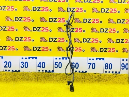 Фото для Антенна SUZUKI JIMNY SIERRA/JIMNY JB32W G13B 1996/Цвет Y13B перед. прав. (б/у)