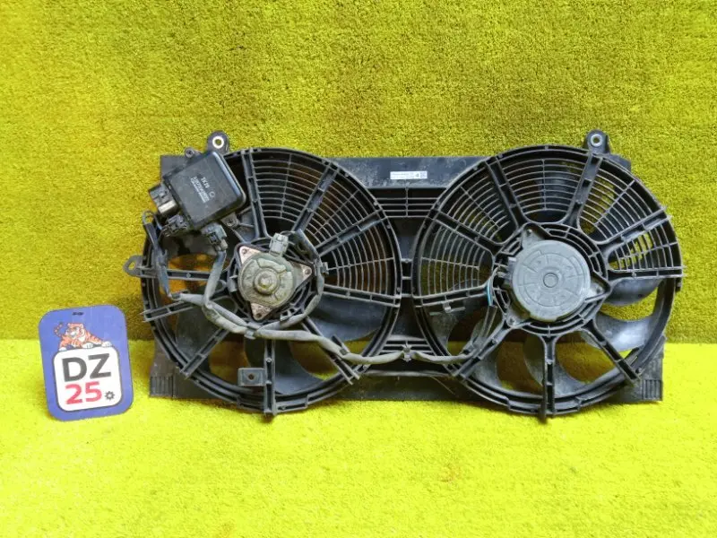 Вентилятор охлаждения радиатора Nissan Leaf AZE0/ZE1 EM57 2012 перед.