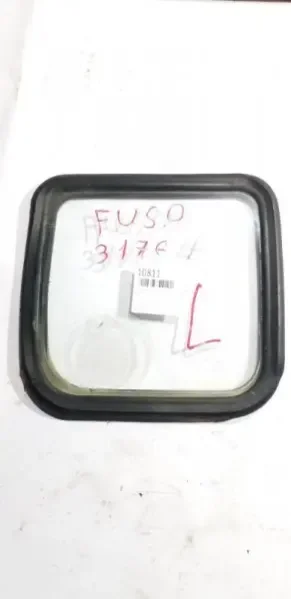 Стекло двери Mitsubishi Fuso FK330C 6D31 перед. лев.