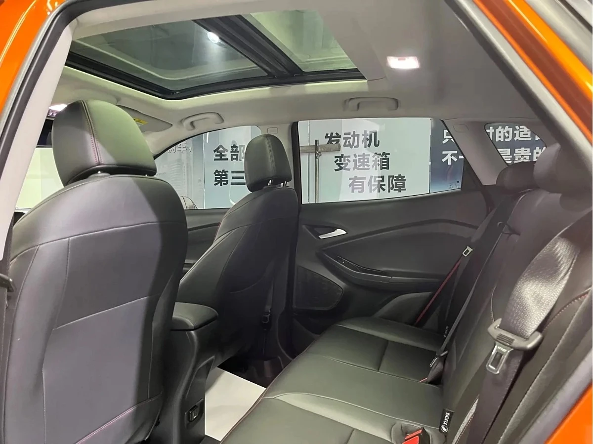 SHEVROLET TRAX 2022 год под заказ из Китая