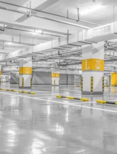 Монтаж наливных полимерных полов: Эпоксидный наливной пол для паркингов