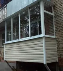 Строительство балкона с металлопластиковыми окнами